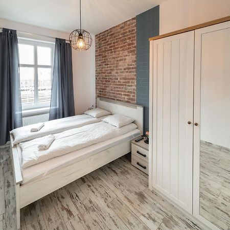 Around The World Vision Apartment - Centrum Opole Luaran gambar
