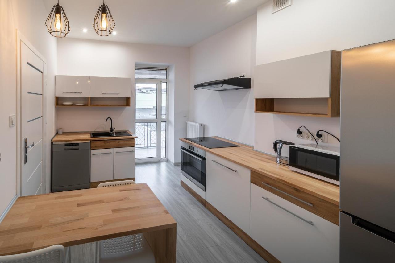 Around The World Vision Apartment - Centrum Opole Luaran gambar