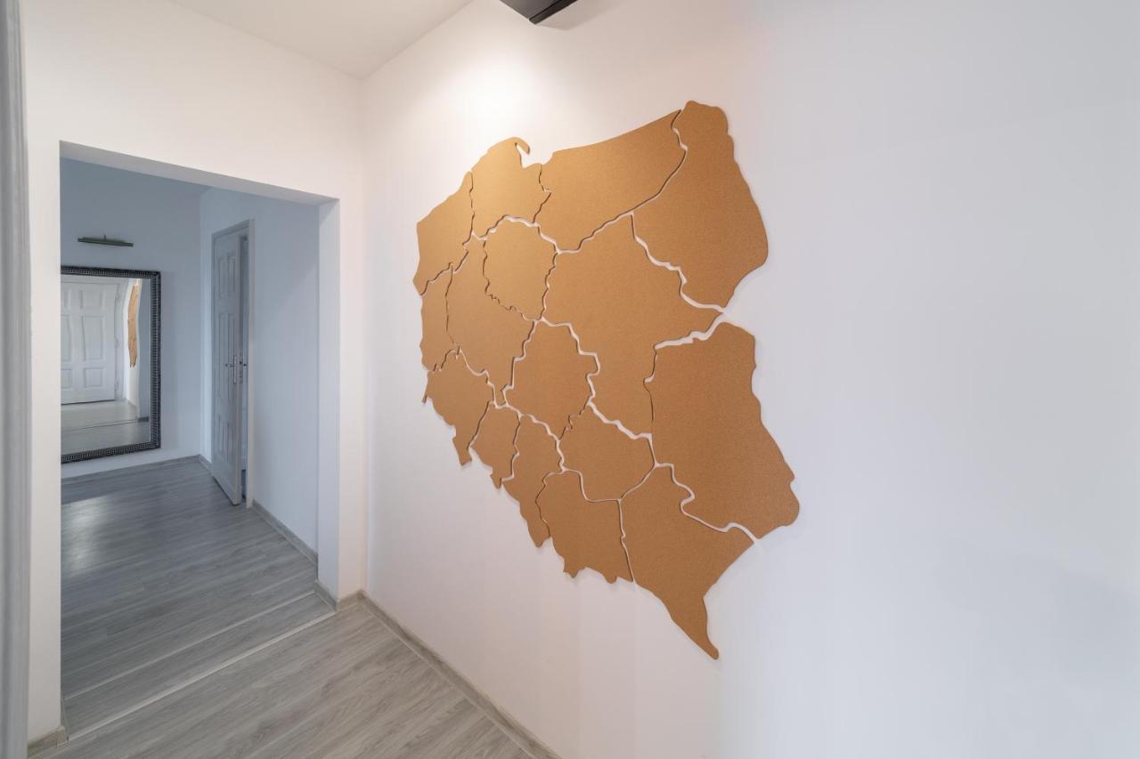 Around The World Vision Apartment - Centrum Opole Luaran gambar